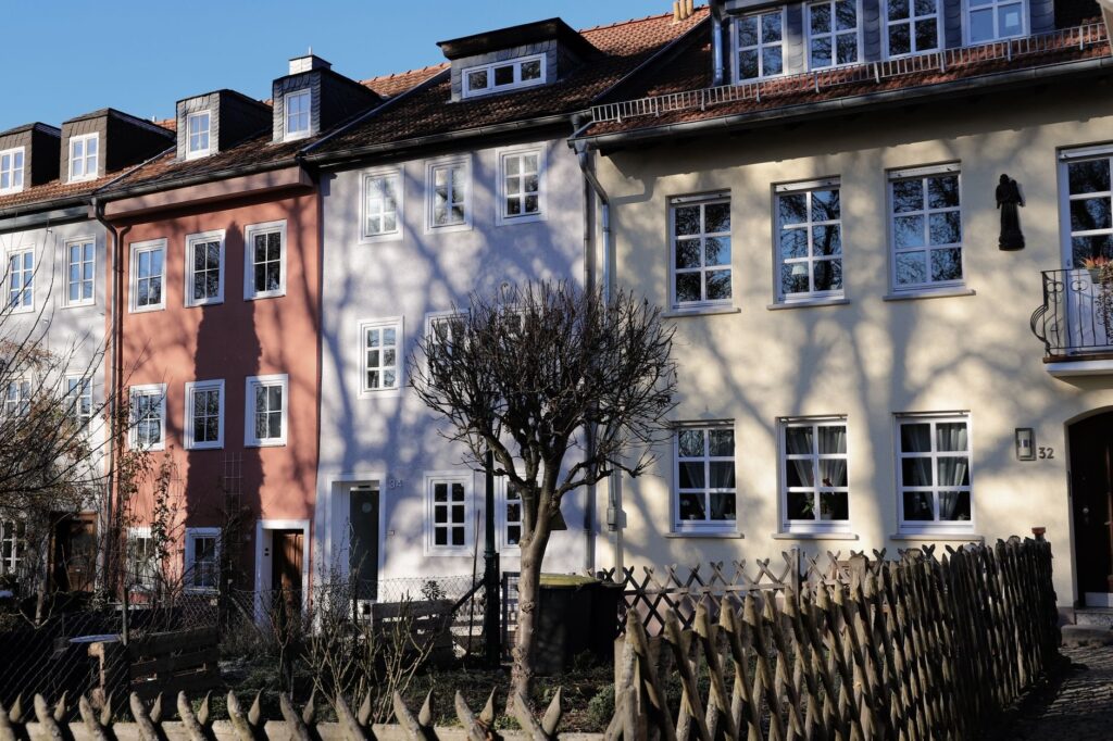 Fenstereinbau 2026: Was Hausbesitzer rechtlich wissen müssen